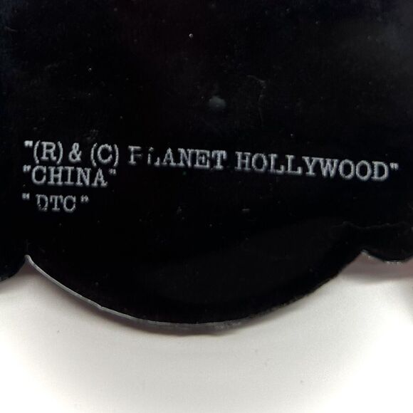 Vintage Planet Hollywood PVC Rubber Keychain Red/Blue Classic Globe Logo 90s - Picture 5 of 5